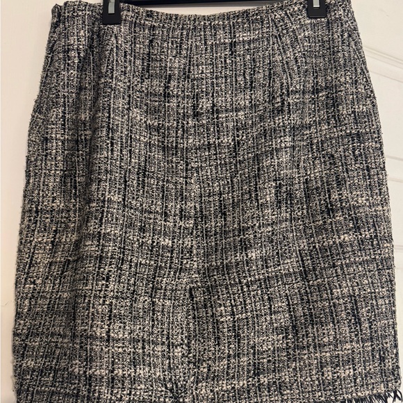 New York & Company Black and White Pencil Skirt - Picture 2 of 4